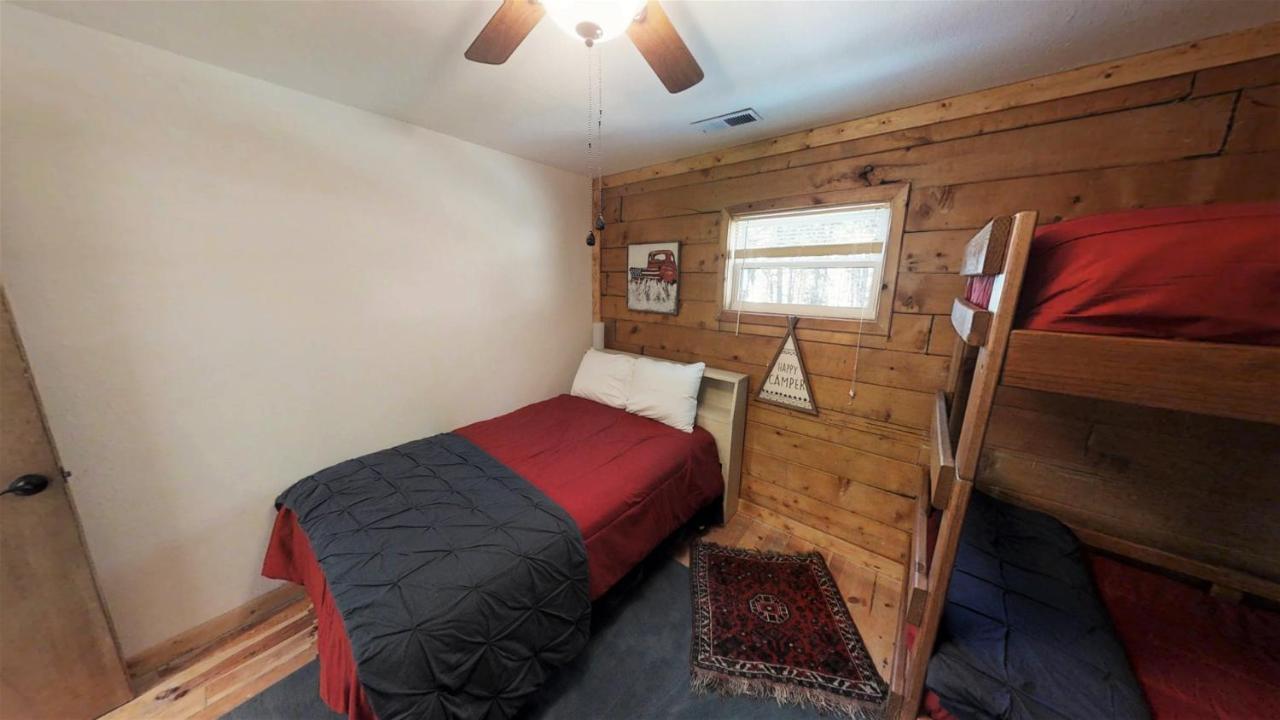 Bearfoot Bungalow Red River Exterior photo